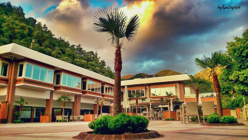 Balcova Termal Hotel Izmir Exterior foto